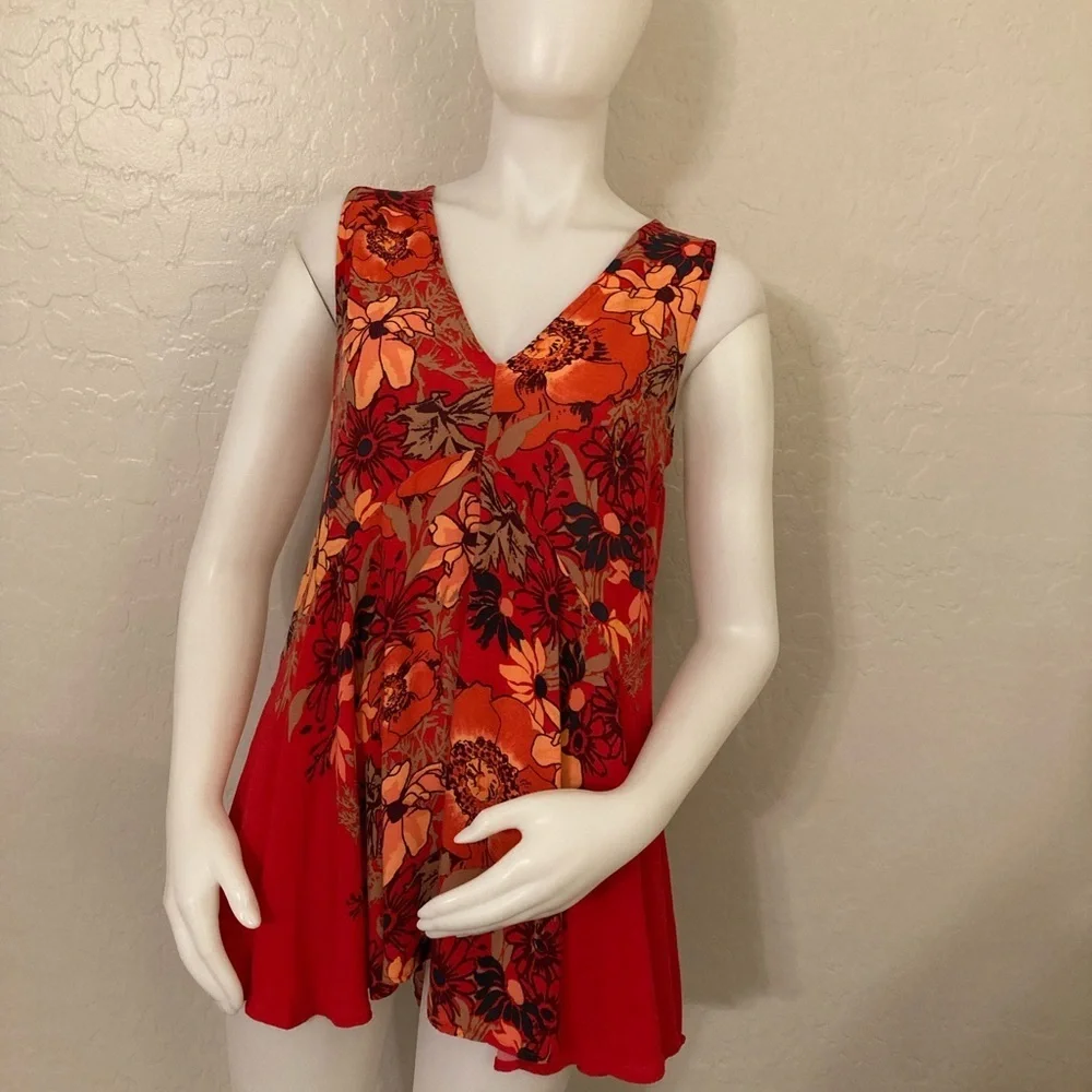 Free People Backyard Party Gauze Printed Tunic Red Floral Small